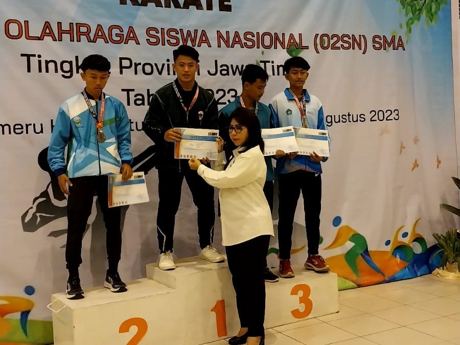 Perwakilan  OOSN 2023 Karate  SMA Negeri Ploso Juara 1  Jawa Timur